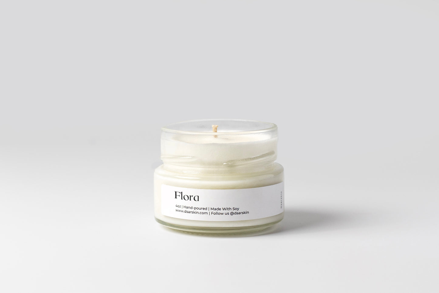 Flora: Fresh Garden Scent - 4oz Candle